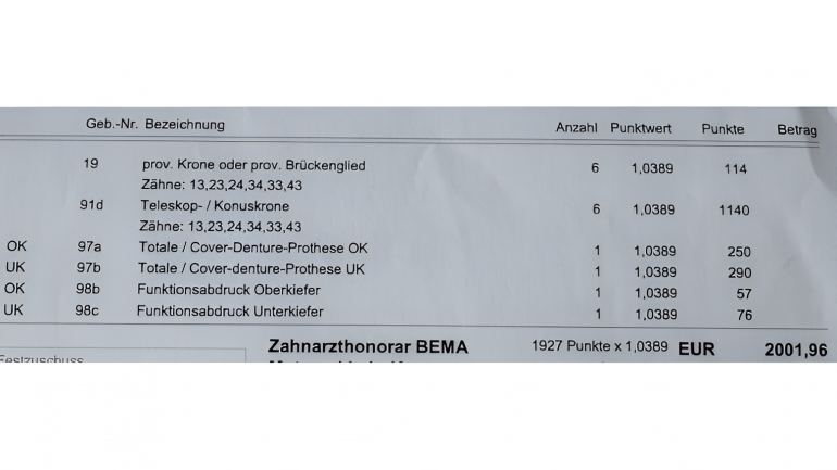 01 Eingehende Untersuchung beim Zahnarzt